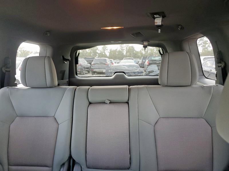Photo 10 from auction – 2015 HONDA PILOT EX with VIN 5FNYF3H43FB024104