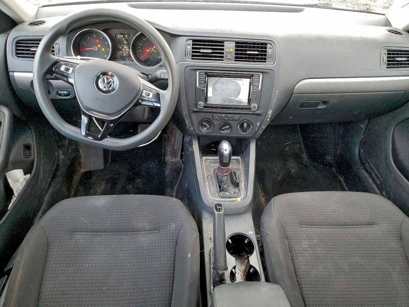 Photo 8 from auction – 2017 VOLKSWAGEN JETTA with VIN 3VW2B7AJ3HM307140