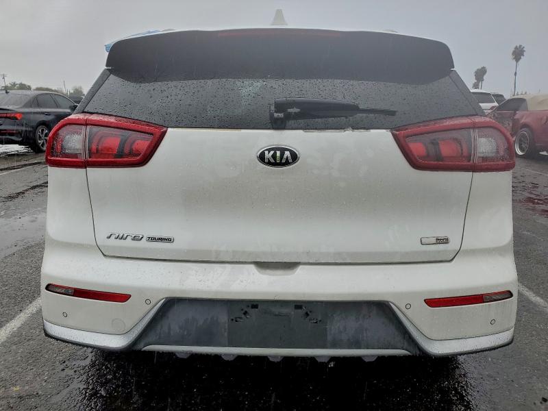 Photo 6 from auction – 2018 KIA NIRO TOURI with VIN KNDCE3LC6J5175332