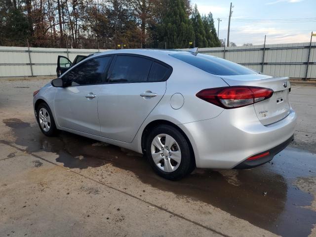 Photo 2 from auction – 2018 KIA FORTE LX with VIN 3KPFK4A7XJE184346
