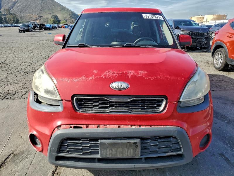 Photo 5 from auction – 2013 KIA SOUL with VIN KNDJT2A58D7593587
