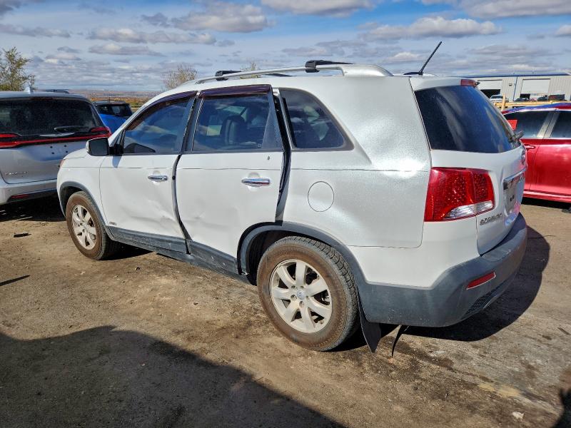Photo 2 from auction – 2013 KIA SORENTO LX with VIN 5XYKTDA28DG327334