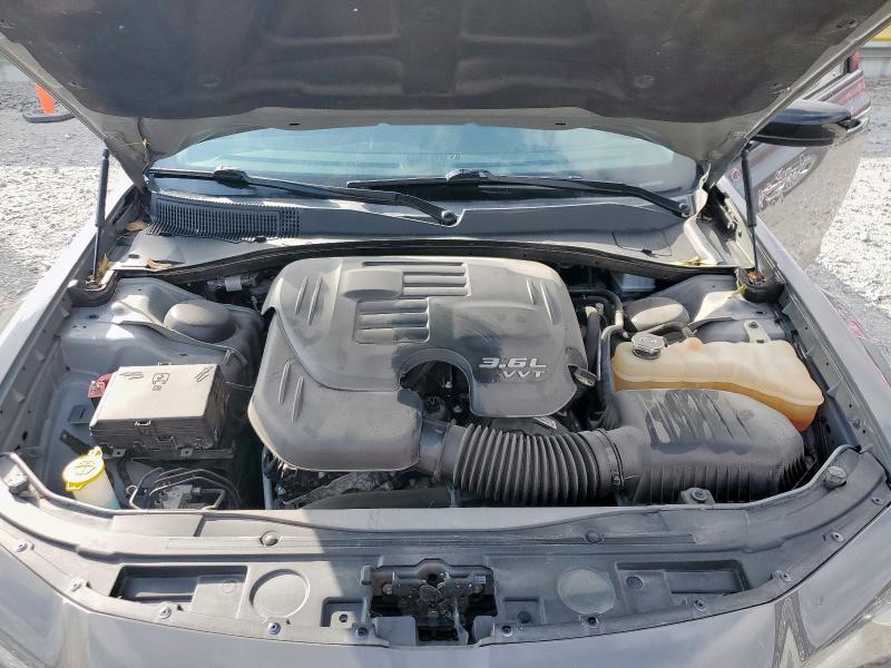 Photo 11 from auction – 2018 CHRYSLER 300 TOURIN with VIN 2C3CCAAG7JH264422