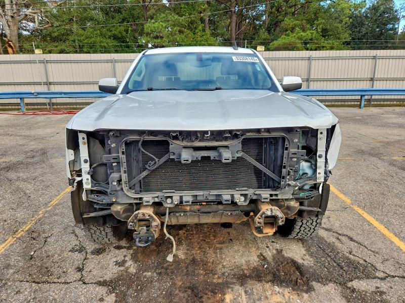 Photo 5 from auction – 2015 CHEVROLET SILVERADO with VIN 3GCUKREC5FG458981