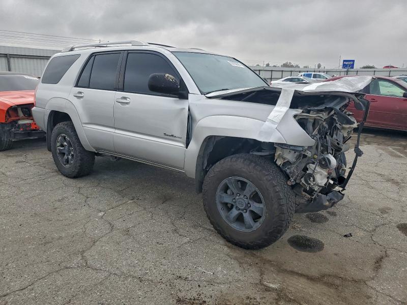 Photo 4 from auction – 2005 TOYOTA 4RUNNER SR with VIN JTEZU14R650048308