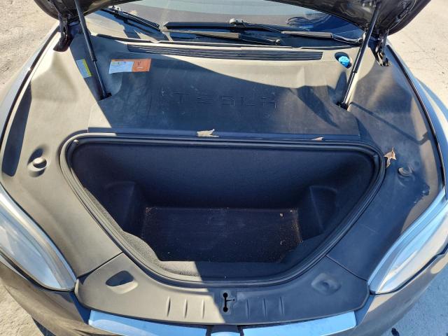 Photo 11 from auction – 2016 TESLA MODEL S with VIN 5YJSA1E25GF169643