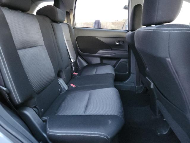 Photo 11 from auction – 2017 MITSUBISHI OUTLANDER with VIN JA4AZ3A38HZ063062