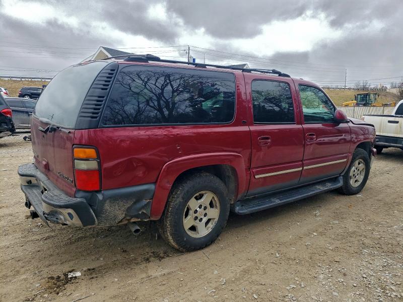Photo 3 from auction – 2004 CHEVROLET SUBURBAN with VIN 3GNFK16Z34G298200