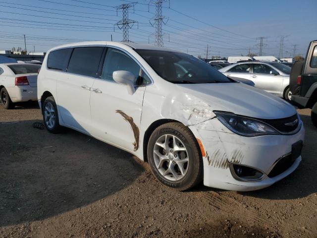 Photo 4 from auction – 2018 CHRYSLER PACIFICA T with VIN 2C4RC1FG7JR277941