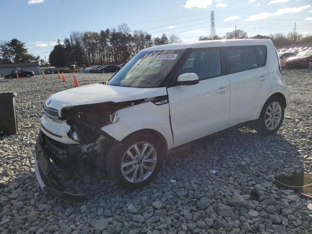 KIA SOUL + 2019 with VIN KNDJP3A52K7013774 - Photo from auction