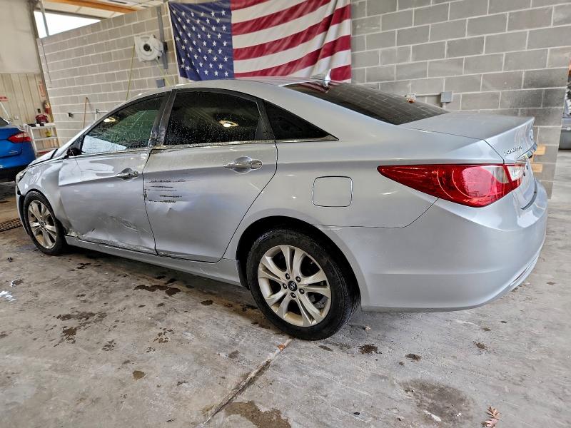 Photo 2 from auction – 2011 HYUNDAI SONATA with VIN 5NPEC4AC2BH031494