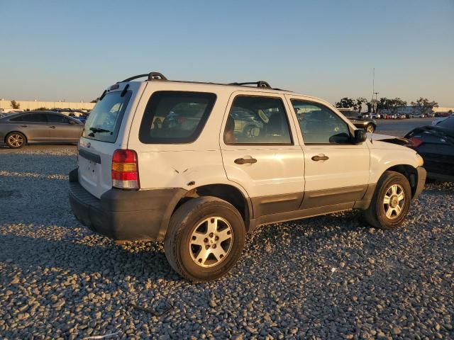Photo 3 from auction – 2006 FORD ESCAPE XLS with VIN 1FMYU02Z16KC05855