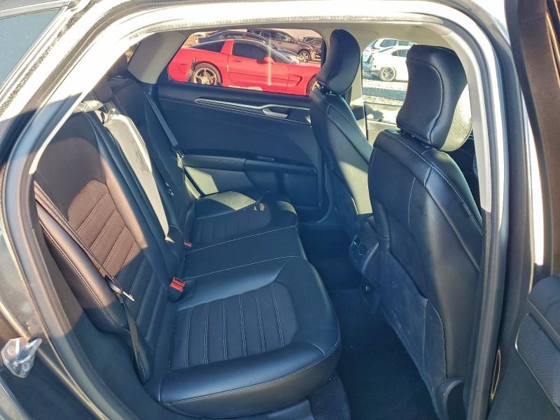 Photo 10 from auction – 2017 FORD FUSION SE with VIN 3FA6P0LU4HR224068