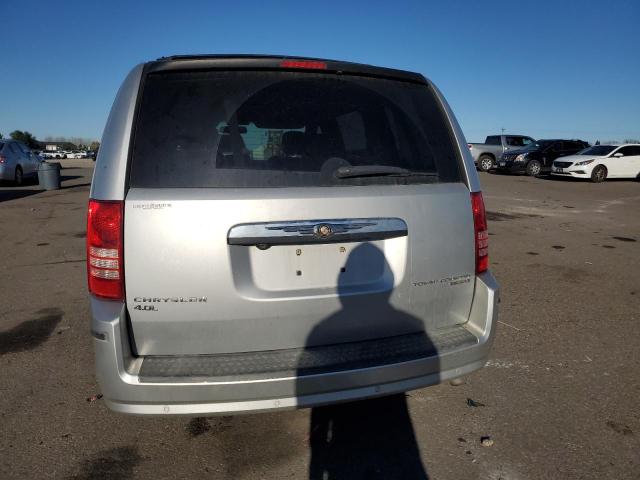 Photo 6 from auction – 2010 CHRYSLER TOWN & COU with VIN 2A4RR6DX5AR137203
