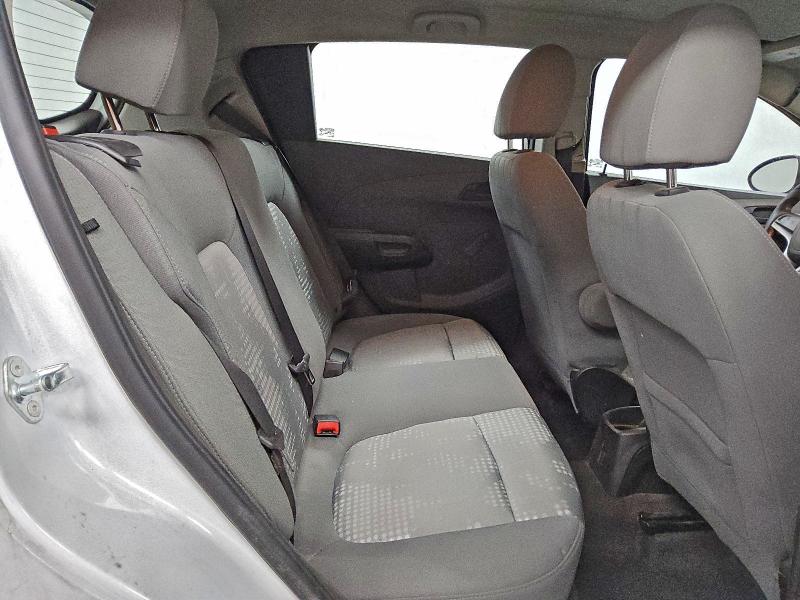 Photo 10 from auction – 2019 CHEVROLET SONIC with VIN 1G1JG6SB6K4143055