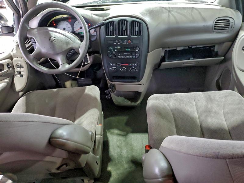 Photo 8 from auction – 2003 DODGE GRAND CARA with VIN 2D4GP44353R282221