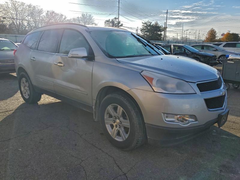 Photo 4 from auction – 2011 CHEVROLET TRAVERSE L with VIN 1GNKRJED2BJ175998