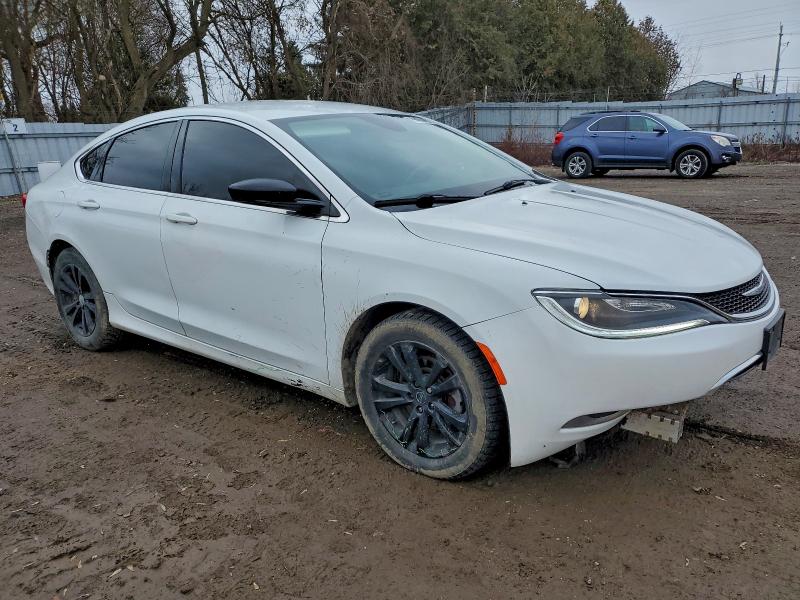 Photo 4 from auction – 2016 CHRYSLER 200 LIMITE with VIN 1C3CCCAB8GN196759