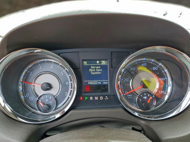 Photo 9 from auction – 2016 CHRYSLER TOWN & COU with VIN 2C4RC1CG5GR127873