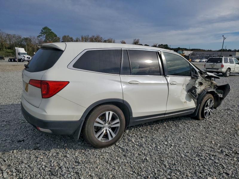 Photo 3 from auction – 2017 HONDA PILOT with VIN 5FNYF5H50HB017683