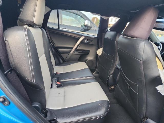 Photo 11 from auction – 2016 TOYOTA RAV4 SE with VIN JTMJFREV3GD181755