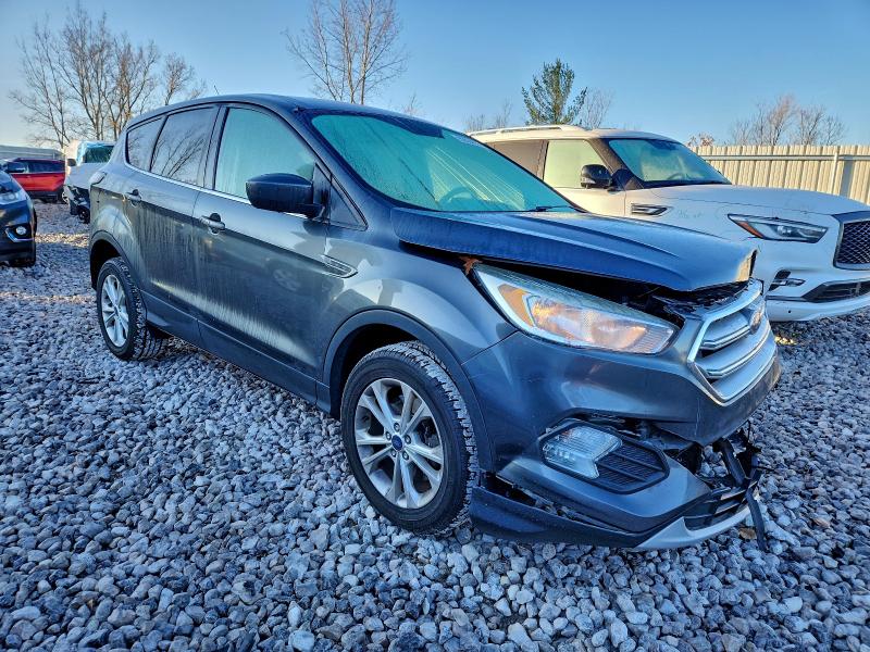 صورة رقم 4 من المزاد - 2017 FORD ESCAPE مع VIN 1FMCU9G97HUE53753