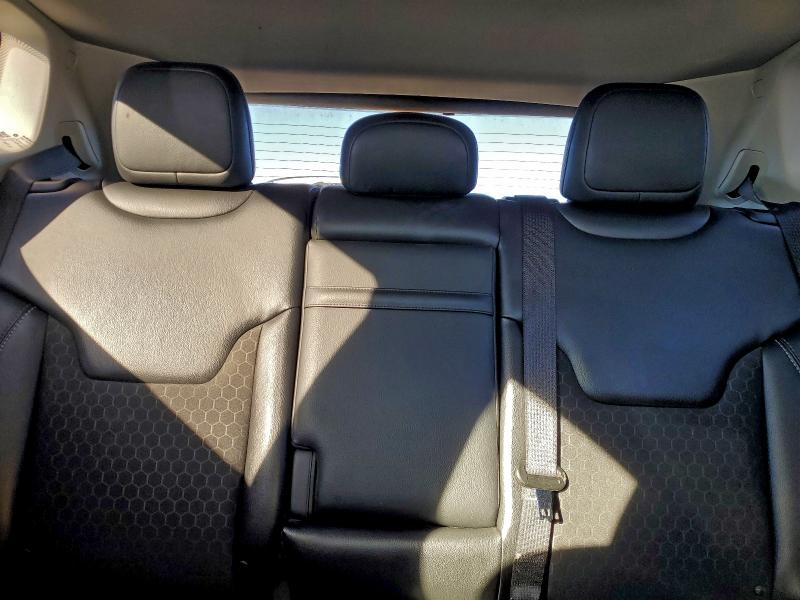 Photo 10 from auction – 2019 JEEP COMPASS LA with VIN 3C4NJDBB7KT597565