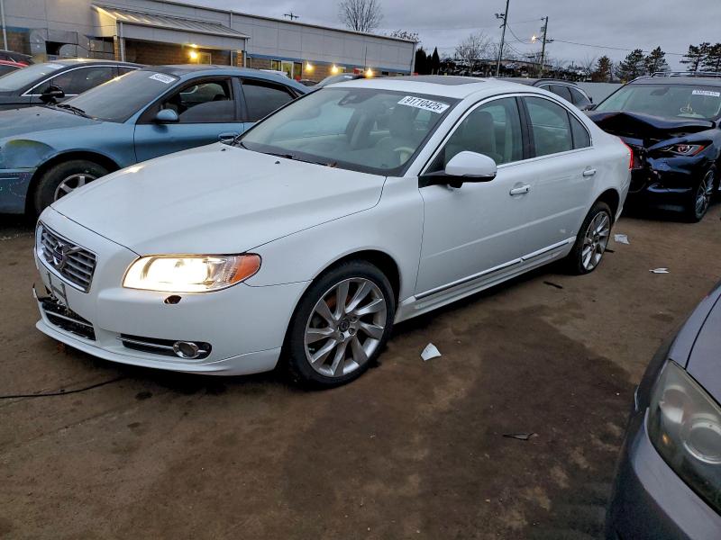 VOLVO S80 T6 2013 with VIN YV1902AH9D1169922 - Photo from auction