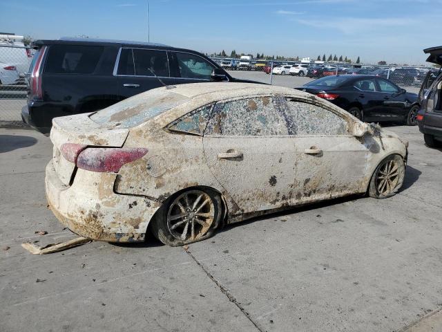 Photo 3 from auction – 2015 FORD FOCUS SE with VIN 1FADP3F20FL256904