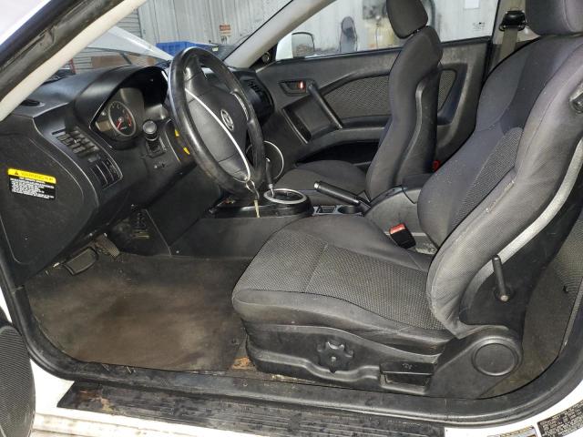 Photo 7 from auction – 2005 HYUNDAI TIBURON with VIN KMHHM65D75U180109
