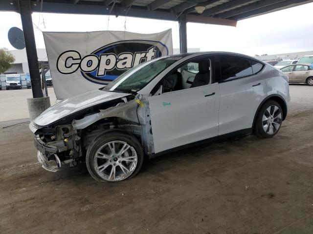 TESLA MODEL Y 2021 z numerem VIN 5YJYGDEE6MF142032 - Zdjęcie z aukcji