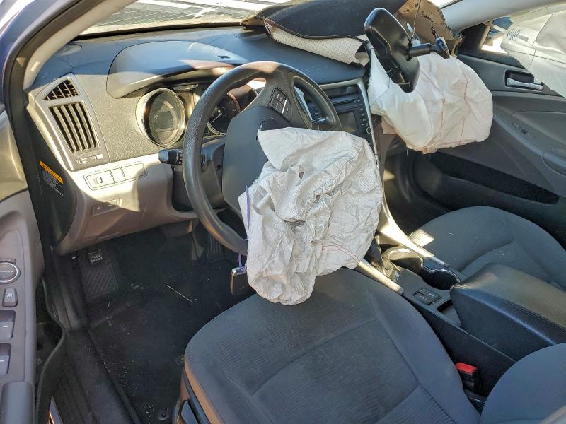Photo 8 from auction – 2015 HYUNDAI SONATA HYB with VIN KMHEC4A48FA134680