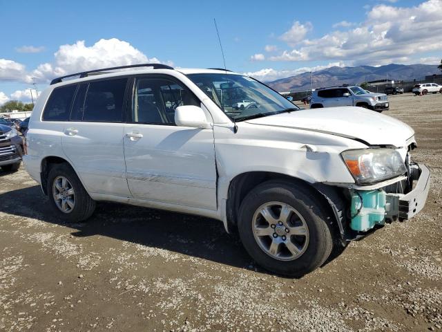 Photo 4 from auction – 2004 TOYOTA HIGHLANDER with VIN JTEGP21A440020640