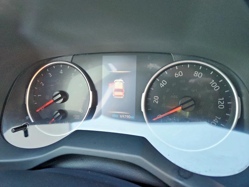 Photo 9 from auction – 2019 TOYOTA RAV4 LE with VIN JTMH1RFV8KD014828