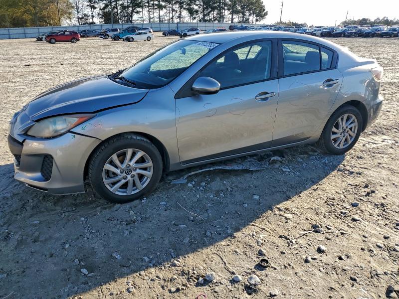 MAZDA 3 I 2013 with VIN JM1BL1V79D1765672 - Photo from auction