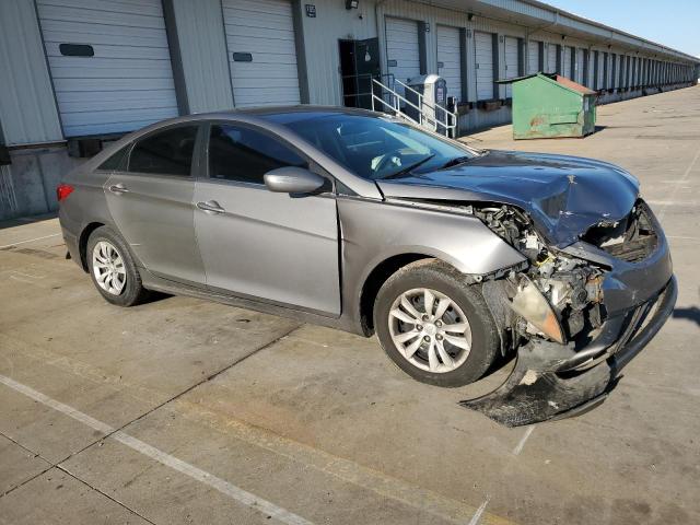 Photo 4 from auction – 2011 HYUNDAI SONATA with VIN 5NPEB4AC2BH228944