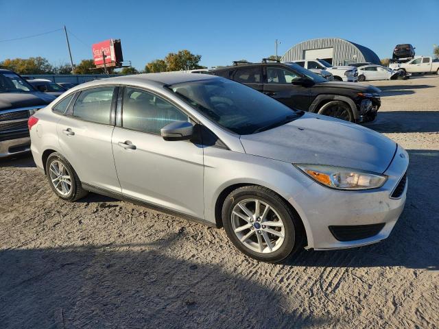 Photo 4 from auction – 2017 FORD FOCUS SE with VIN 1FADP3F22HL210638