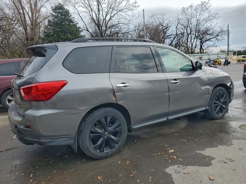 Photo 3 from auction – 2018 NISSAN PATHFINDER with VIN 5N1DR2MM1JC677571