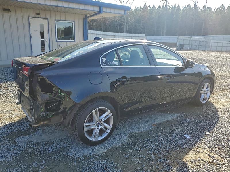Photo 3 from auction – 2015 VOLVO S60 PREMIE with VIN YV1612TK3F2365103