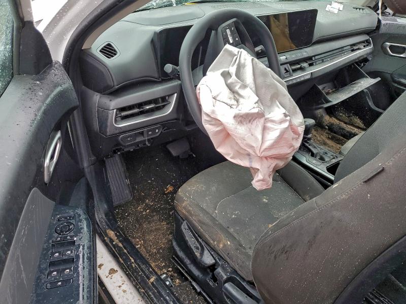 Photo 8 from auction – 2025 KIA K4 with VIN 3KPFT4DE5SE103066