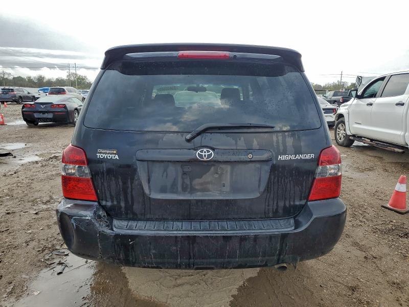 Photo 6 from auction – 2006 TOYOTA HIGHLANDER with VIN JTEGD21A260137905