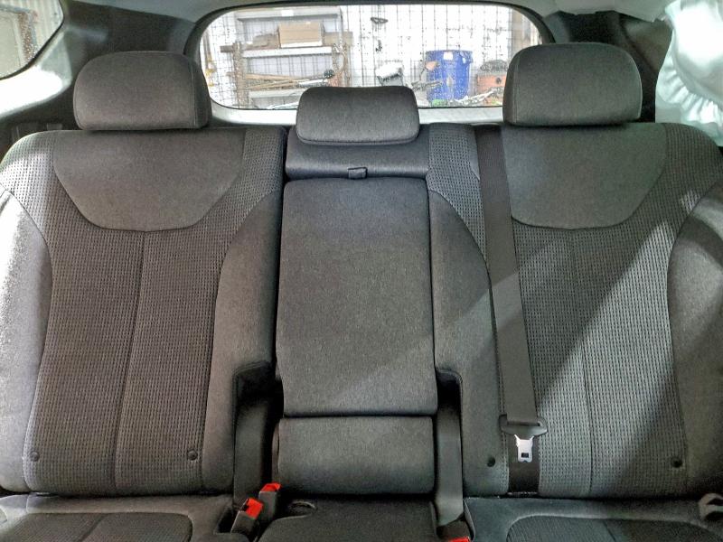 Photo 10 from auction – 2019 HYUNDAI SANTA FE S with VIN 5NMS2CAD8KH082178
