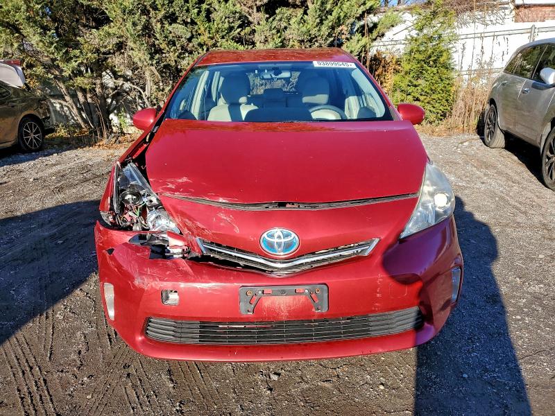 Photo 5 from auction – 2013 TOYOTA PRIUS V with VIN JTDZN3EU9D3258513