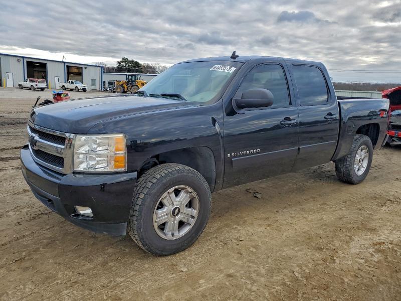 CHEVROLET SILVERADO 2007 with VIN 3GCEK13387G527656 - Photo from auction