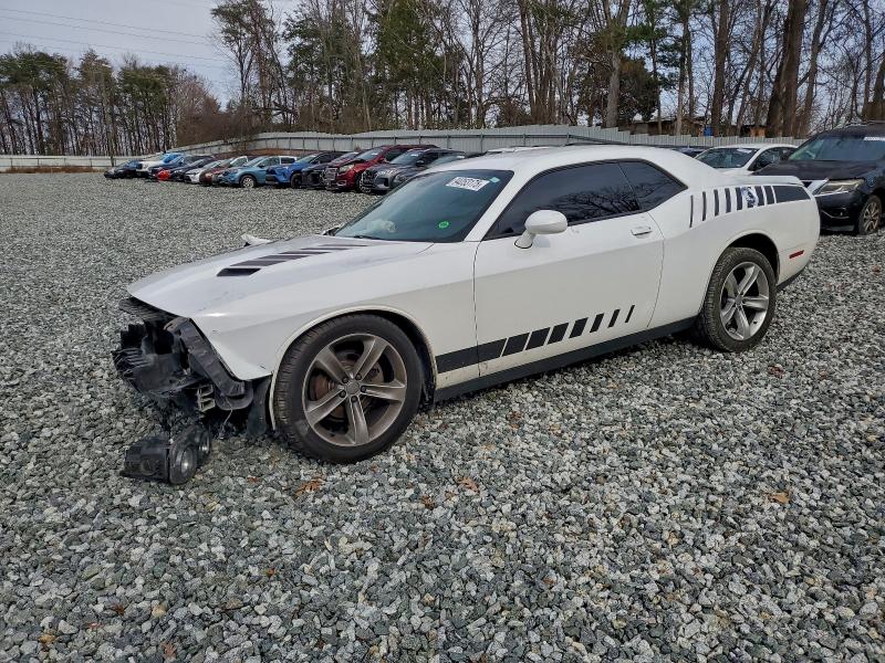 DODGE CHALLENGER 2019 with VIN 2C3CDZAG7KH669533 - Photo from auction