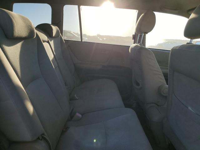 Photo 11 from auction – 2004 TOYOTA HIGHLANDER with VIN JTEEP21A340019051
