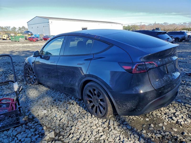 Photo 2 from auction – 2024 TESLA MODEL Y with VIN 7SAYGDEE2RA243544