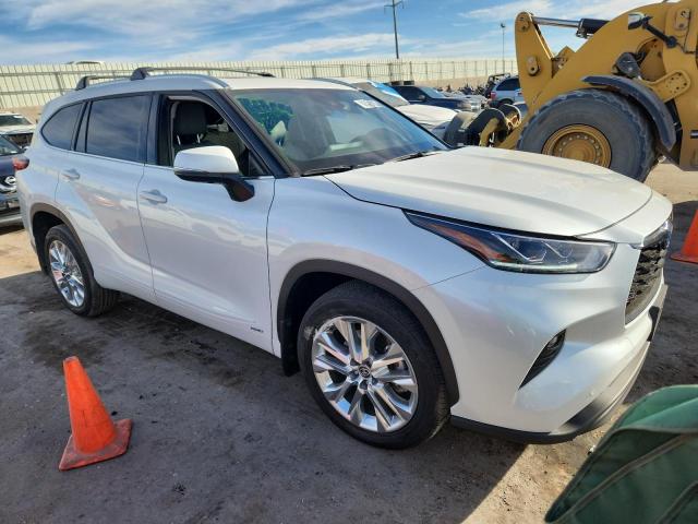 Photo 4 from auction – 2023 TOYOTA HIGHLANDER with VIN 5TDXBRCHXPS583571