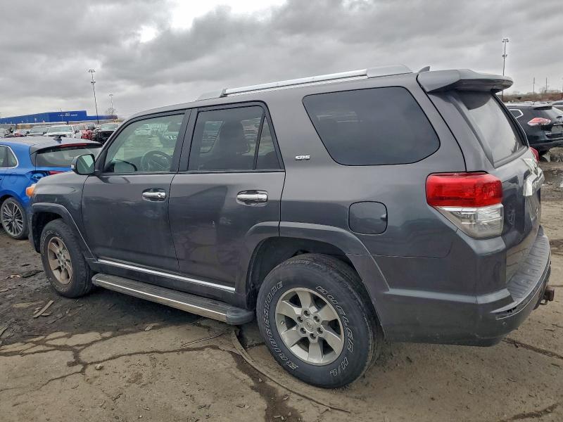 Photo 2 from auction – 2011 TOYOTA 4RUNNER SR with VIN JTEBU5JR1B5034358