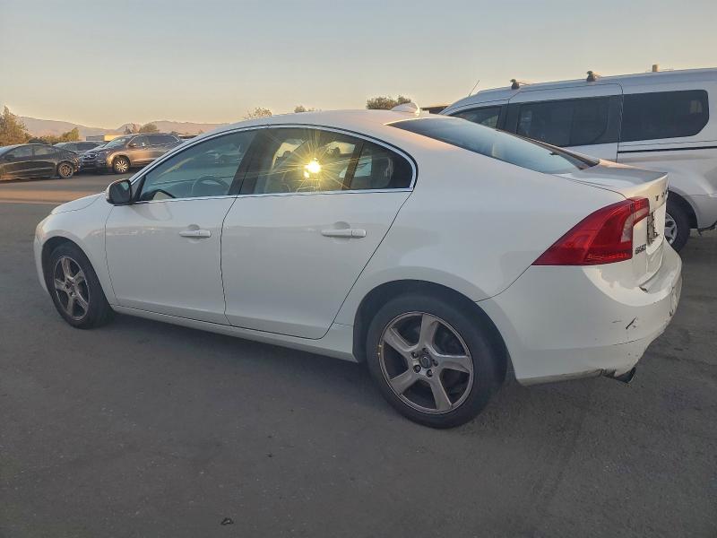 Photo 2 from auction – 2012 VOLVO S60 T5 with VIN YV1622FS9C2053016